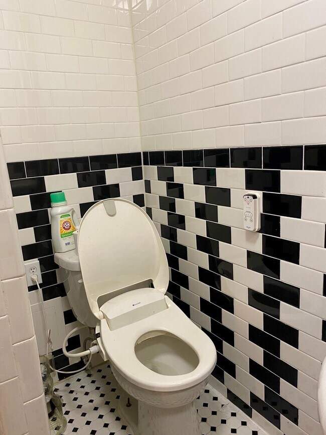 Foto del edificio - 293 E 16th St
