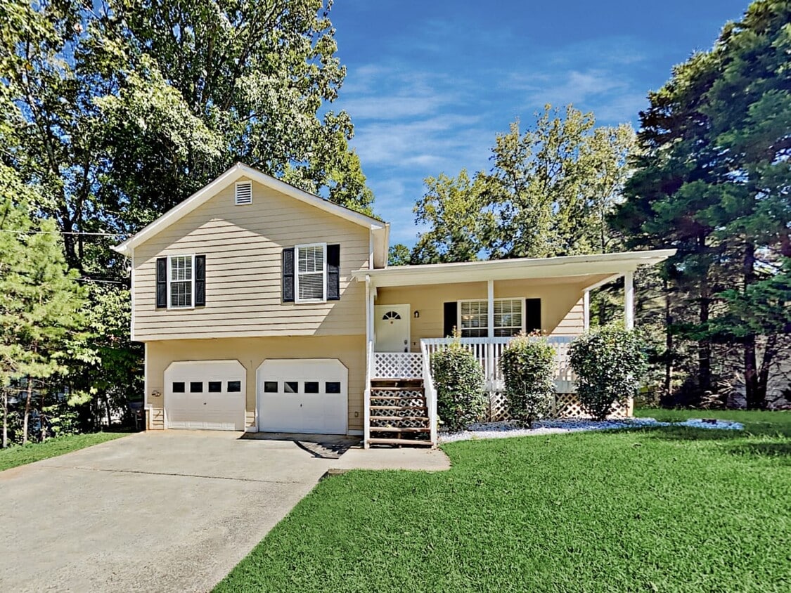 Primary Photo - 120 Cottonwood Loop
