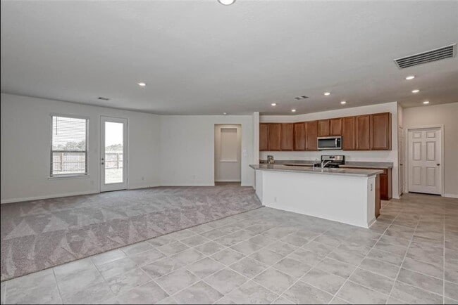 Building Photo - 5727 Texas Sage Dr