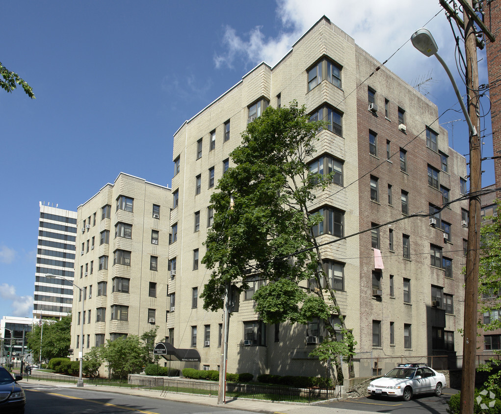 Foto del edificio - 2 N Broadway