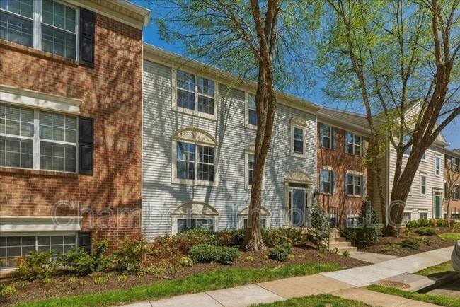 Building Photo - 12006 Golf Ridge Ct