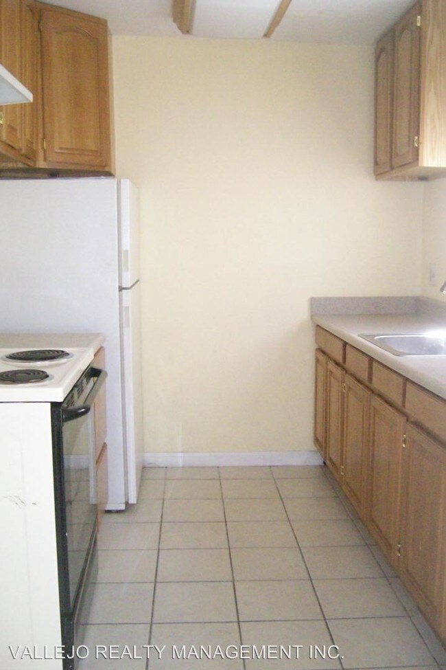 Building Photo - 1629 Valle Vista Ave