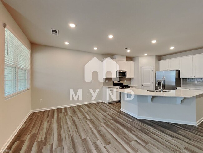Foto del edificio - 3 br, 2.5 bath Townhome - 204 Red Tail Way