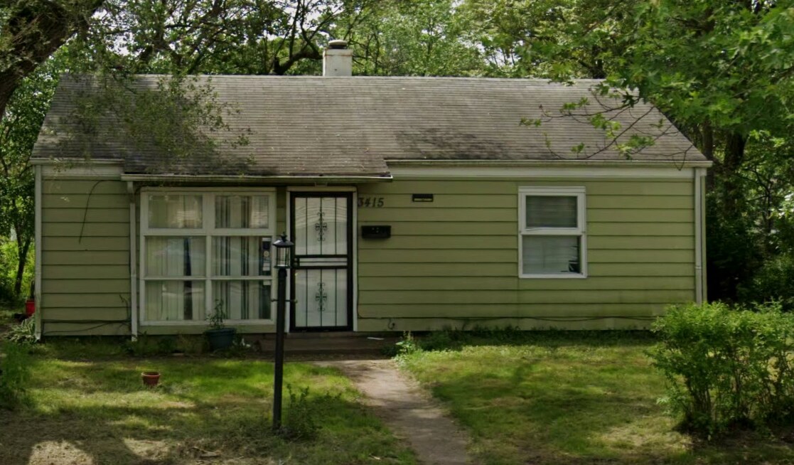Building Photo - 3415 W 21st Pl