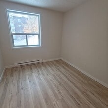 Building Photo - 75 Silvercreek Pky N