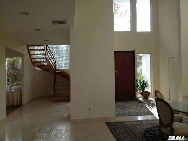 Foto del edificio - 67 Parkway Dr