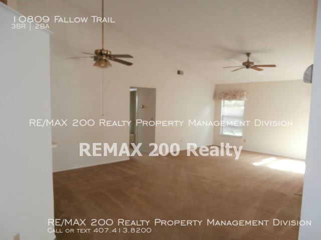 Building Photo - 3/2 Pool Home