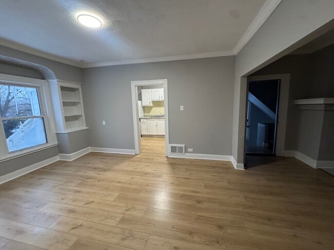 Foto del edificio - 3445 East Blvd