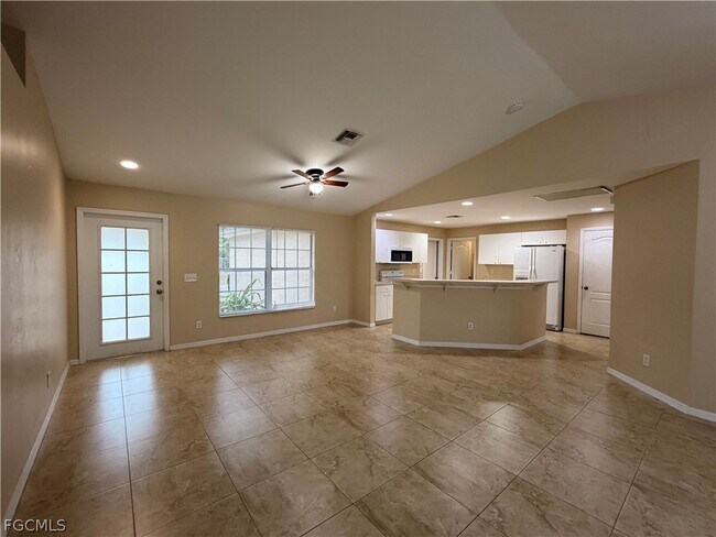 Foto del edificio - 208 Homewood Ave S