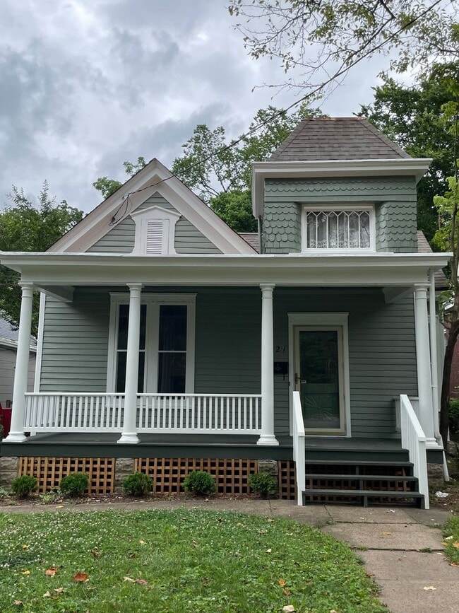2 Story Home- Ready For You! - 2 Story Home- Ready For You!
