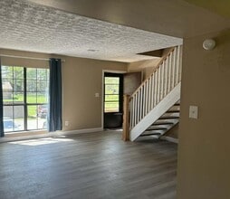 Building Photo - 301 Halia Crest