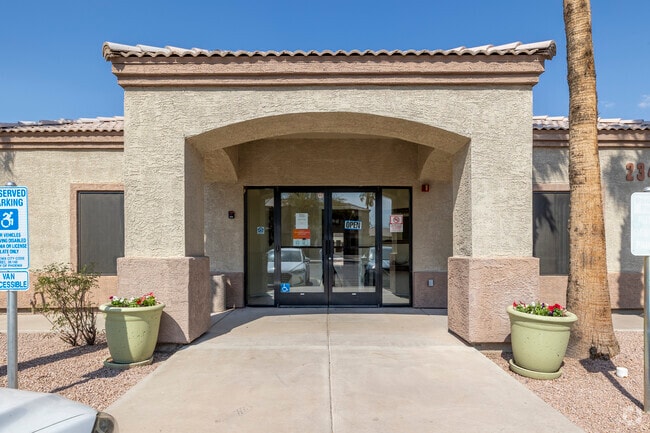 Oficina de arrendamiento - Paradise Palms II