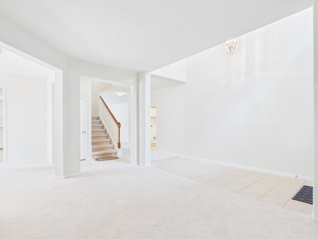 Foto del edificio - 4702 Rolling View Ct