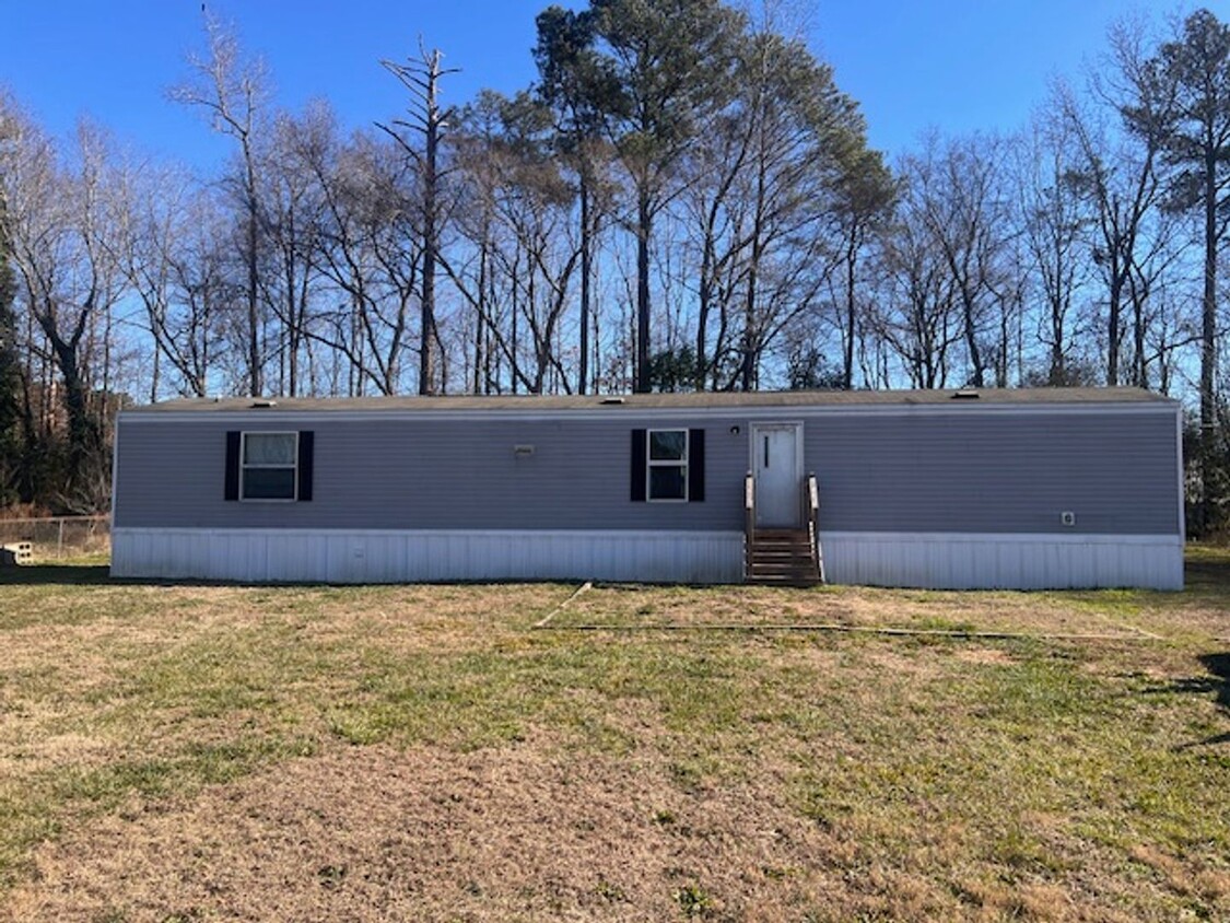 Primary Photo - 2 Bedroom, 2 bath Mobile Home