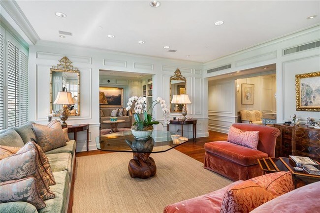 Building Photo - 3510 Turtle Creek Blvd
