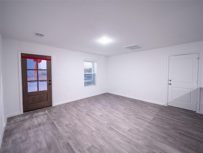 Building Photo - 16331 Jasmine Marie Pl