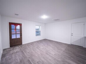 Building Photo - 16331 Jasmine Marie Pl