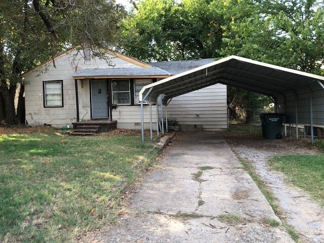 Primary Photo - 4016 Thomas Ave