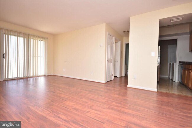Foto del edificio - 14905 Rydell Rd