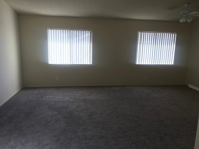Foto del edificio - 1538 Placentia Ave
