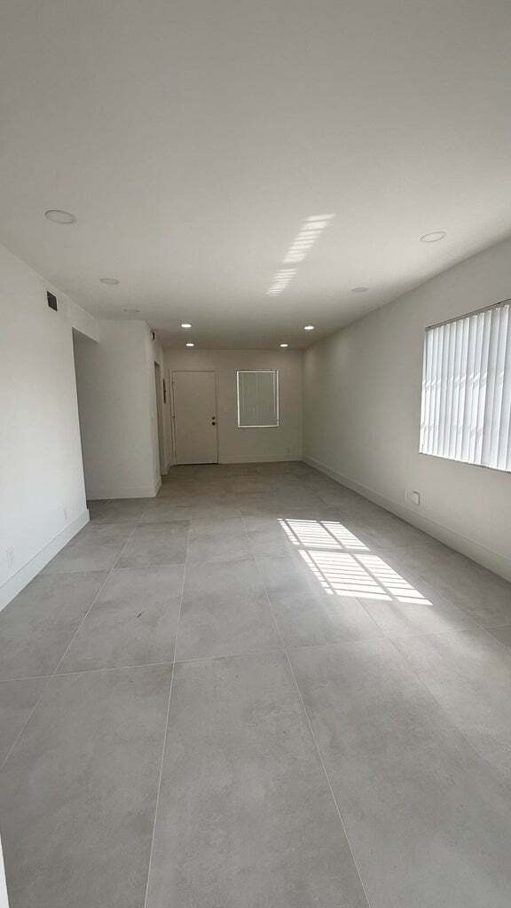 Building Photo - 6505 Winfield Blvd