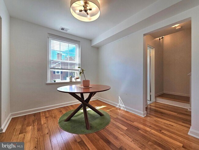 Foto del edificio - 4218 35th St S
