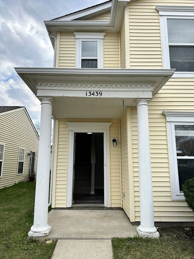 Foto del edificio - 13439 All American Rd