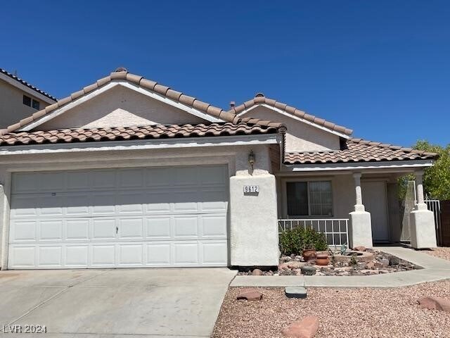 Foto principal - 9612 Crimson Ave