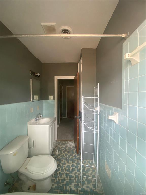 Foto del edificio - 2418 Cherry St