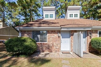 Building Photo - 4016 Chipola St