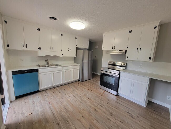 Building Photo - 3386 Habersham Rd
