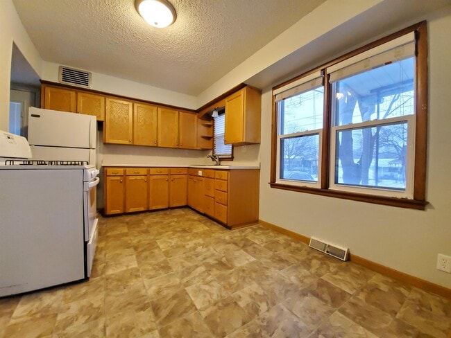 Foto del edificio - 1829 1st St SW