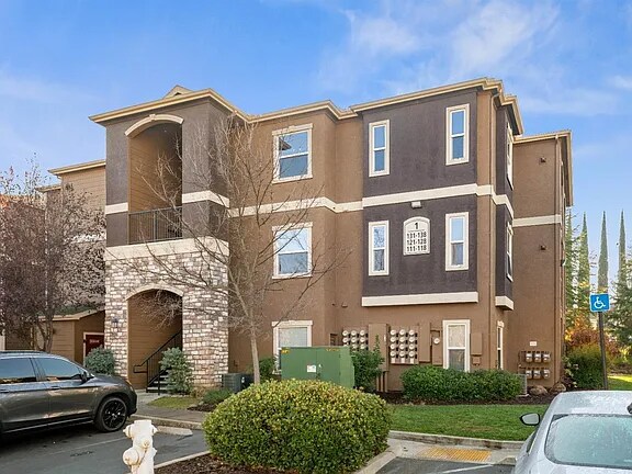 Foto del edificio - 8434 Walerga Rd