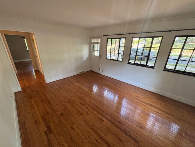 Foto del edificio - 2611 Sherwood St