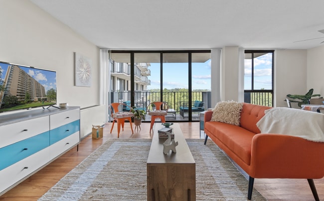 Interior Photo - Westchester Towers