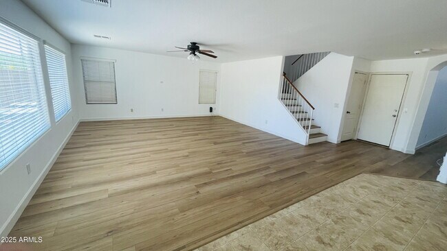 Foto del edificio - 20475 N Herbert Ave