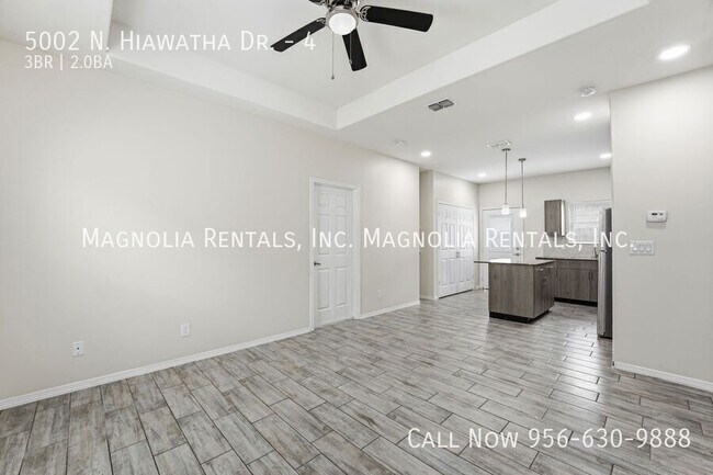 Foto del edificio - 5002 N Hiawatha Dr
