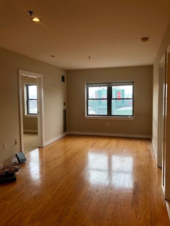 Foto principal - 536 Commonwealth Ave