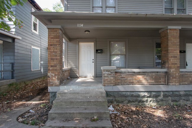 Building Photo - 1134 N Lasalle St