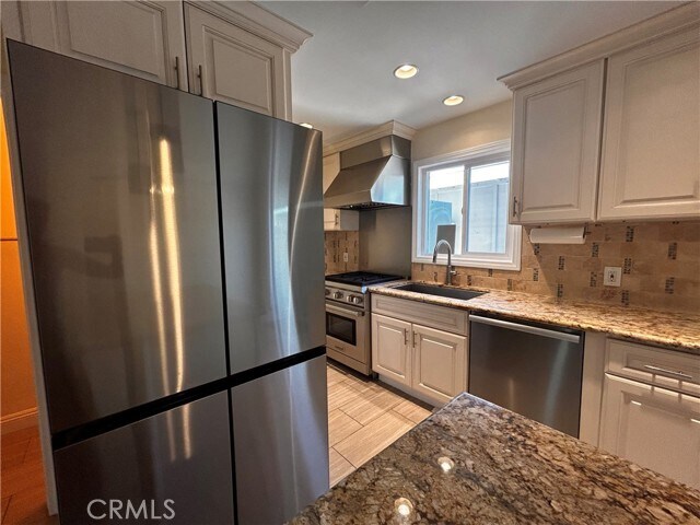 Foto del edificio - 19859 Berkshire Ln