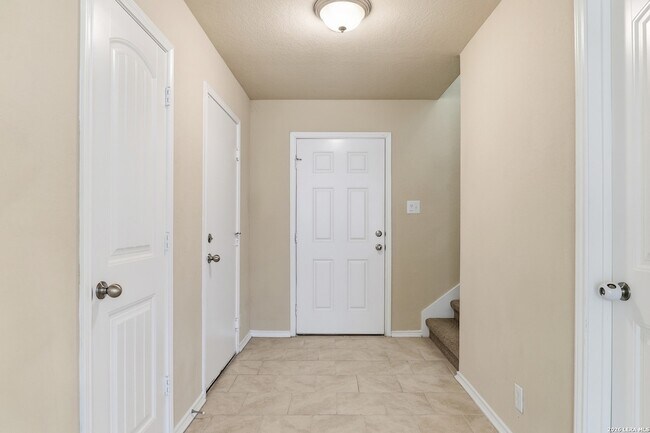 Building Photo - 15243 Cinnamon Teal