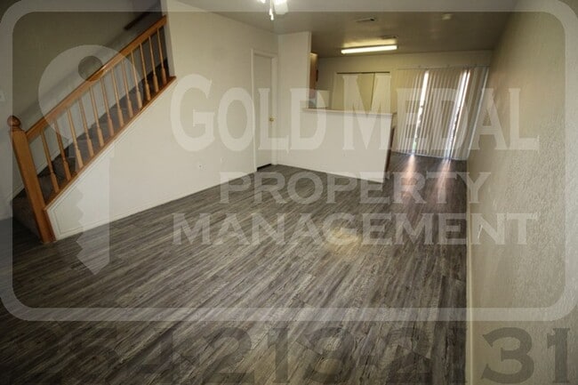 Foto del edificio - 306 Creek St