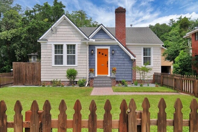 Building Photo - 1657 Flagler Ave