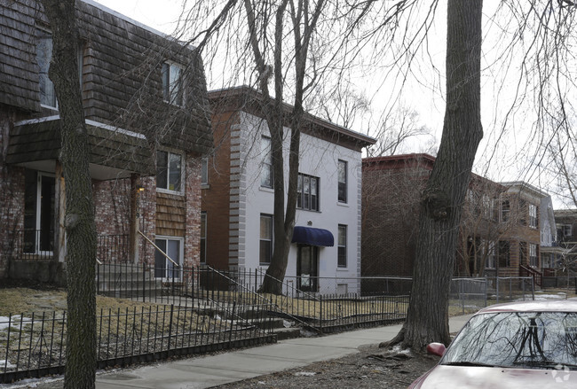 Building Photo - Whittier Flats - 2815 Pleasant Ave S