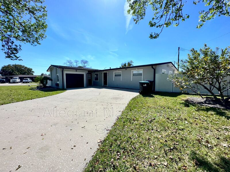 Primary Photo - 836 Iron Oak Dr