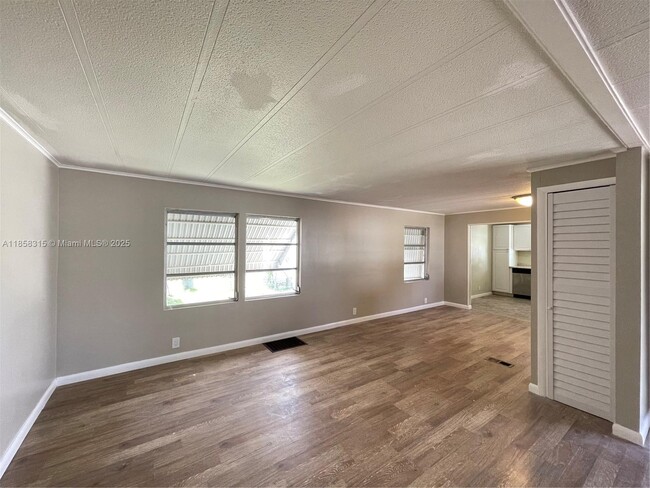 Building Photo - 2903 Harbor Ln