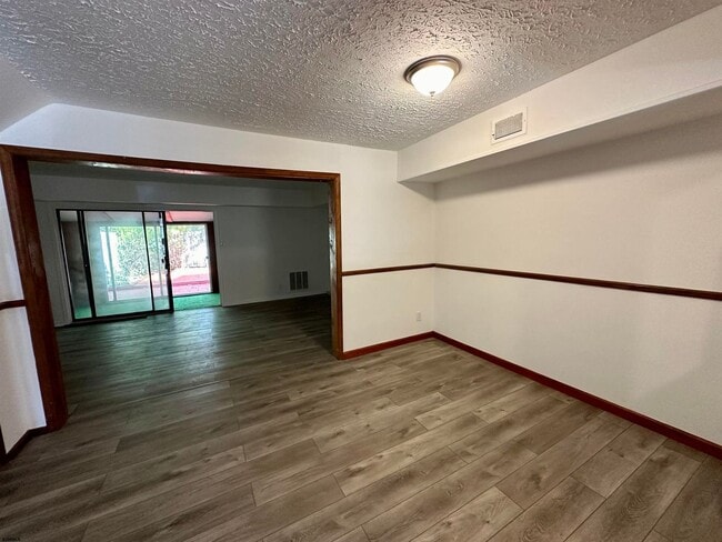 Building Photo - 6086 Hoover Dr