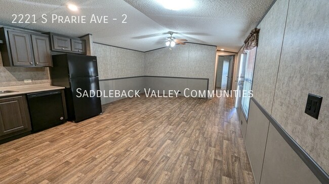Foto del edificio - 2221 S Prairie Ave