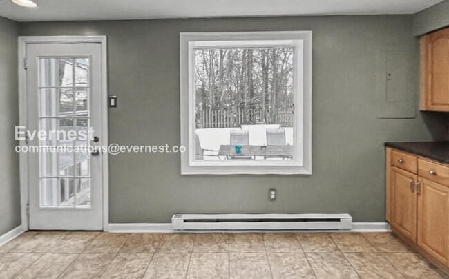 Building Photo - 1303 Brice St