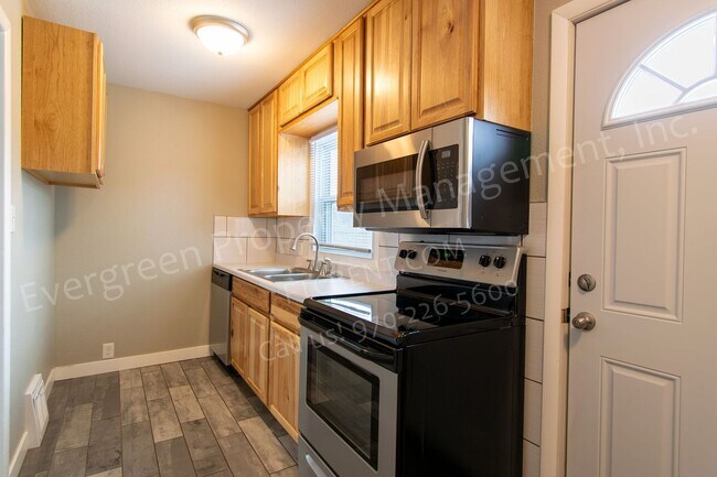 Foto del edificio - 207 E Stuart St